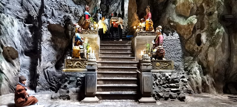 Am Phu Cave Visit