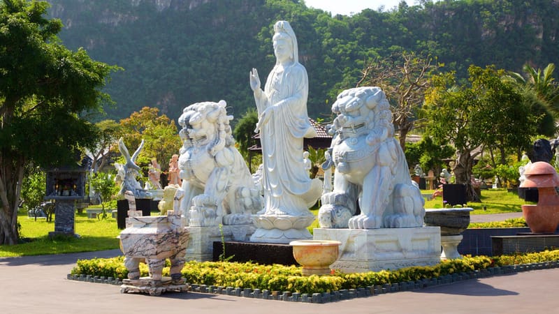 Non Nuoc Stone Carving Village