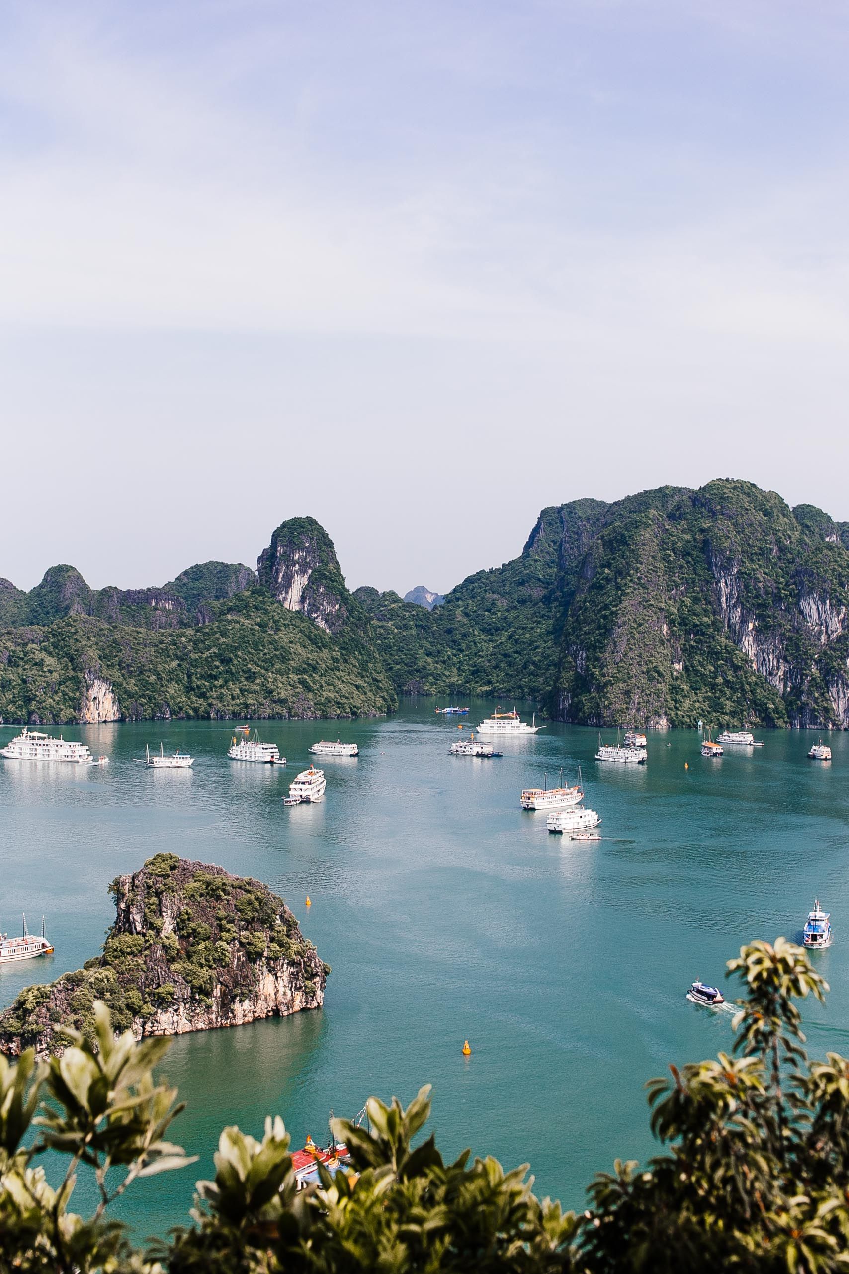 DAY 3: HANOI – HA LONG BAY	| OVERNIGHT CRUISE ADVENTURE	        	 (B/L/D)
