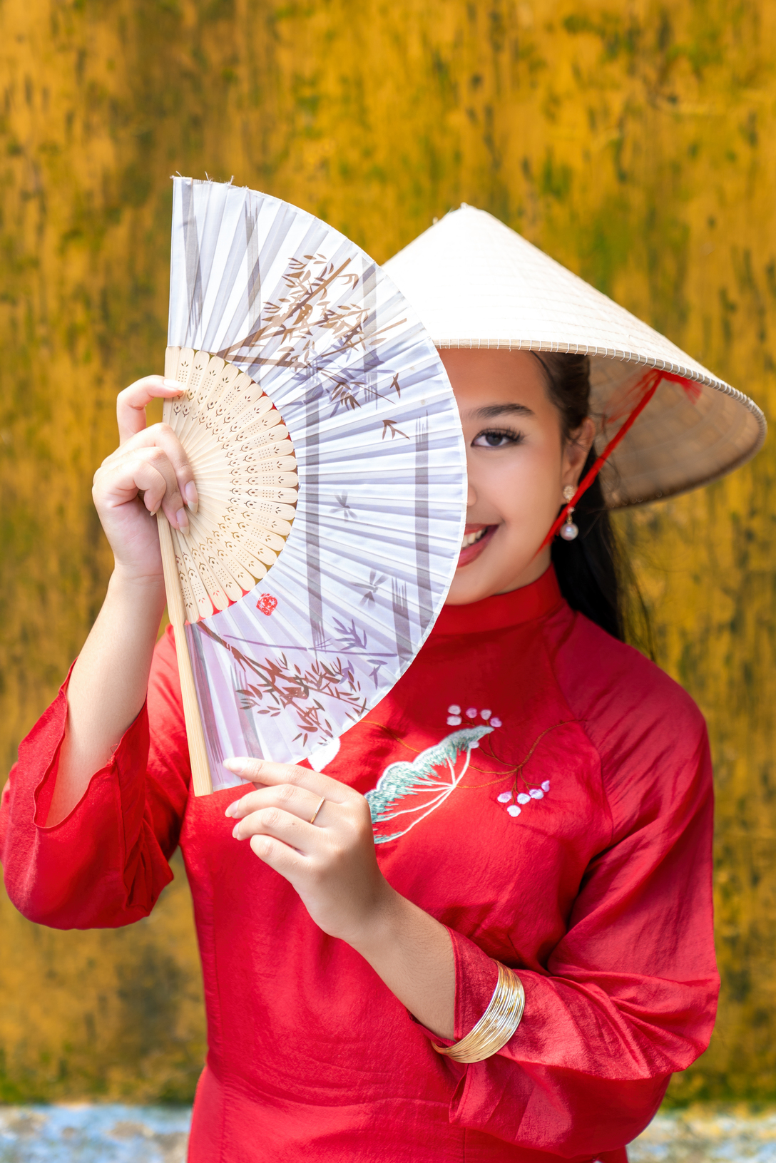 Hoi An — Daytime Traditional Attire Photoshoot