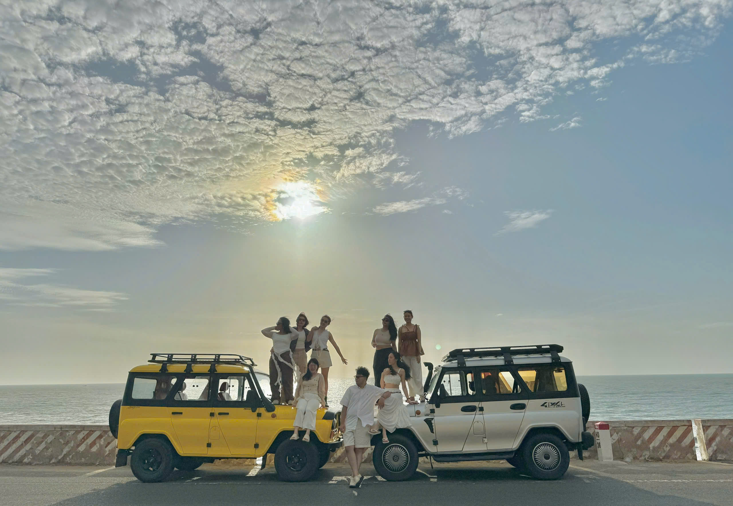 Mui Ne Sandunes: 5-hour Sunrise or Sunset Tour by Jeep