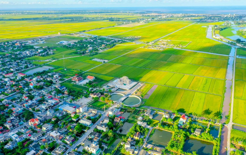 DAY 8: VINH LONG - CAN THO | EXPLORE VINH LONG & TRANSFER TO CAN THO    (B/-/-)