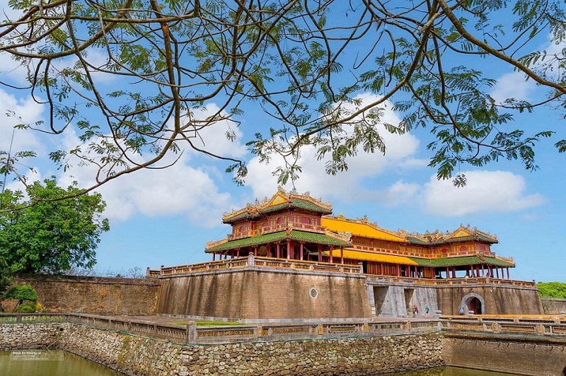 [Join-In Group Tour] Hue Discovery Deluxe Full Day Tour